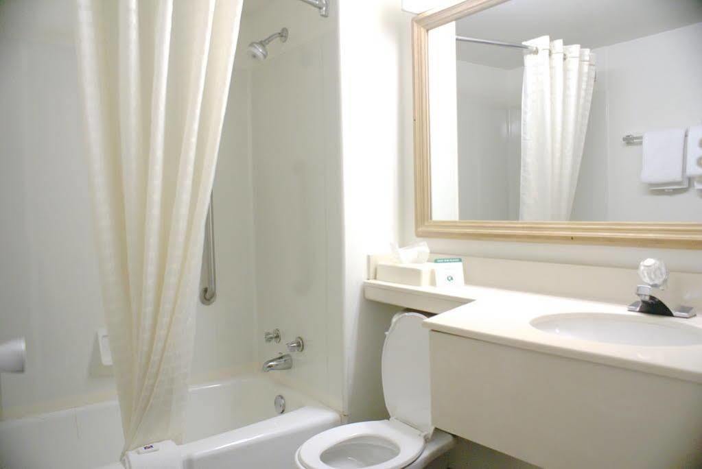 Comfort Inn & Suites Pittsburgh Gibsonia Екстериор снимка
