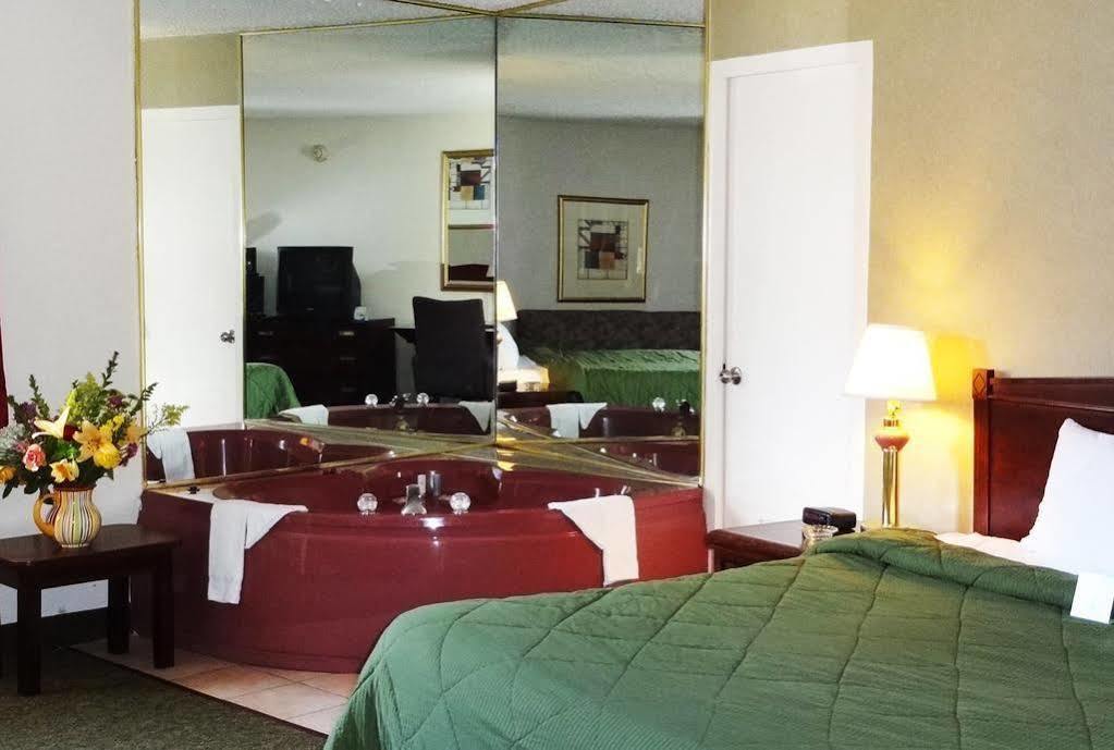 Comfort Inn & Suites Pittsburgh Gibsonia Екстериор снимка